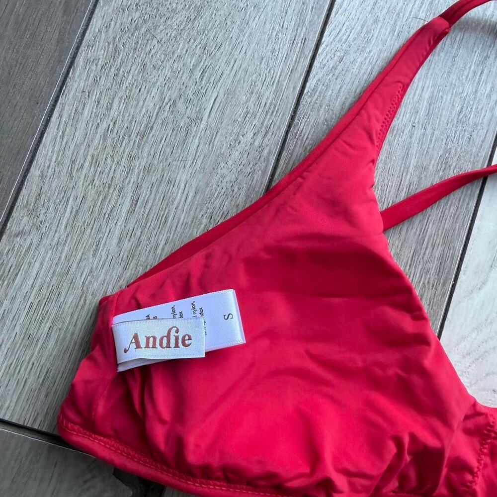 Andie red bikini top halter - Picture 3 of 5